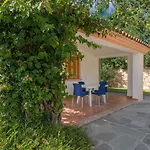 Bouganvillage מלון דירות בודוני