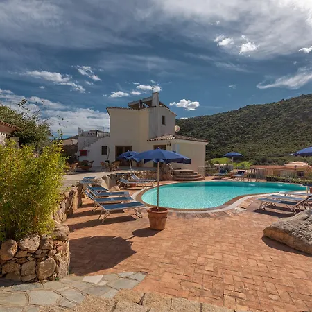 Bouganvillage 3* Budoni