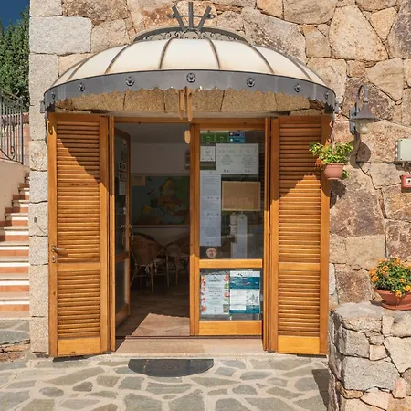 Bouganvillage מלון דירות 3*