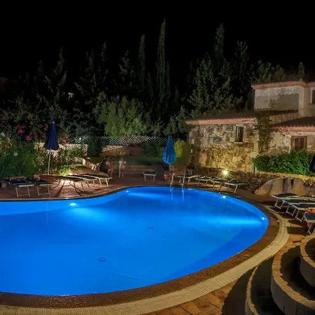 Bouganvillage